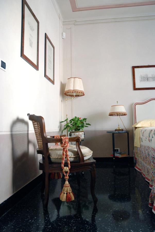 Bed And Breakfast Flowers 热那亚 外观 照片